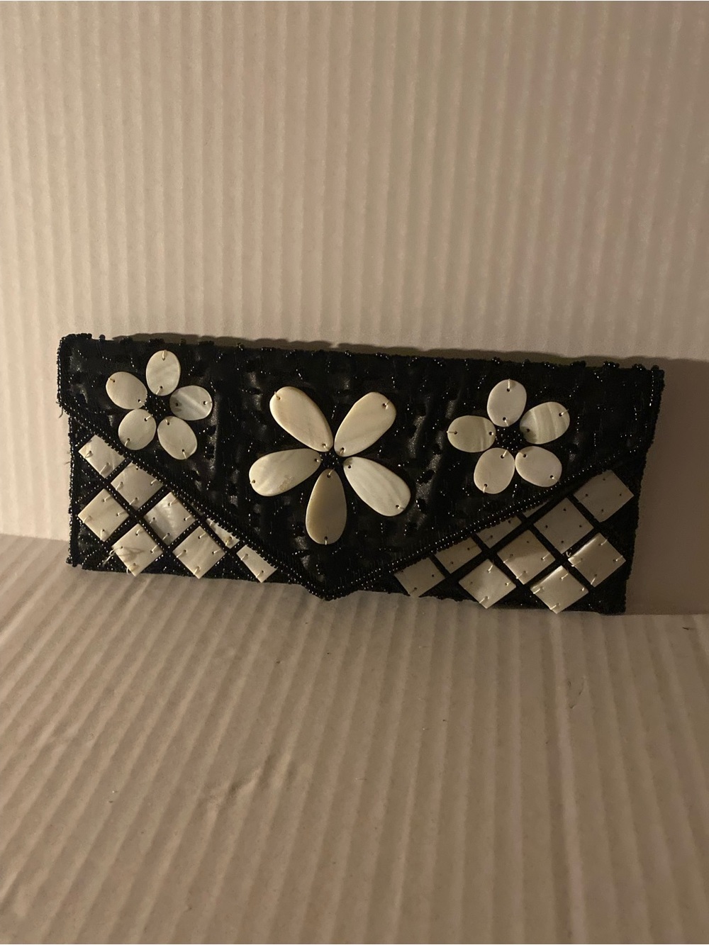 Mad Design Mother of Pearl Mosaic Beaded Crossbody Purse Black White Evening Bag